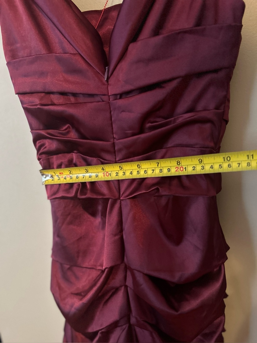 Le Château ruched dress - Picture 13 of 13